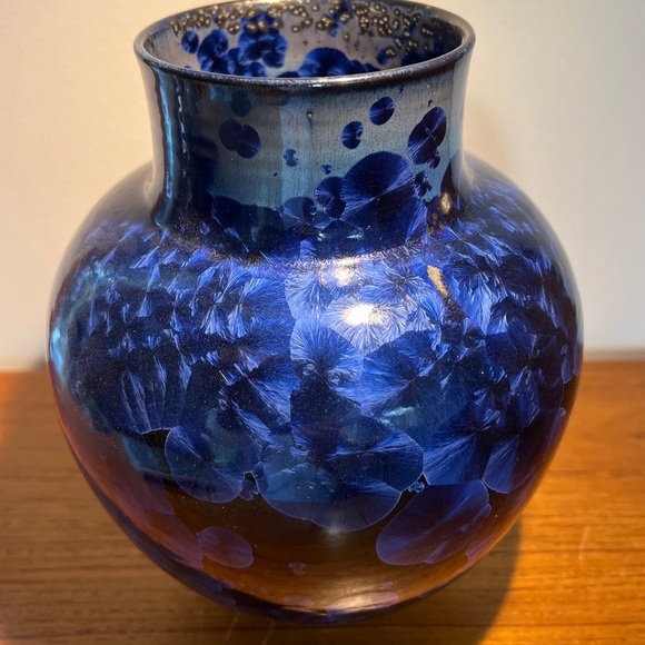 Signed Pottery Cobalt Blue Crystalline Vase Extra Large Porcelain 10” Tall - Picture 7 of 11